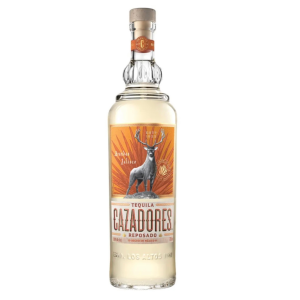 TEQUILA CAZADORES REPOSADO 700 ML